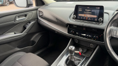 Nissan Qashqai 1.3 DiG-T MH Acenta Premium 5dr Petrol Hatchback